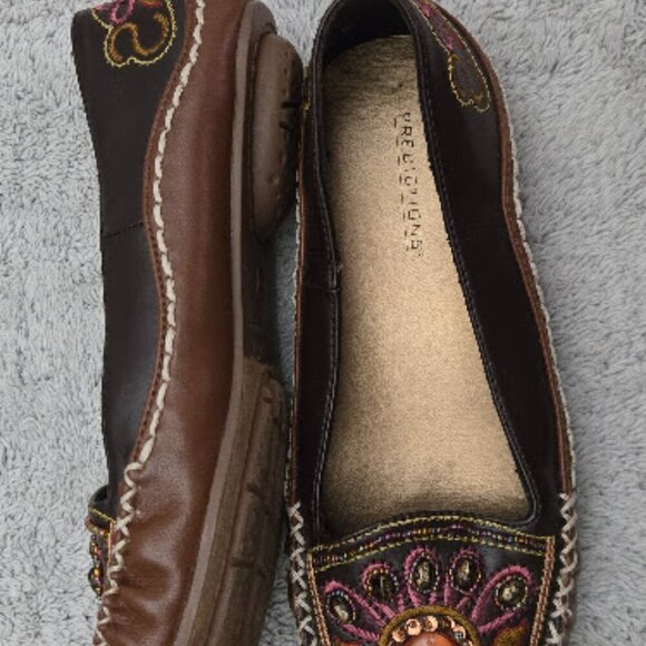 Predictions Brown Beaded  Slip-On Southwestern‎ Moccasin  Bohemian Flats Sz 6 - Picture 6 of 10